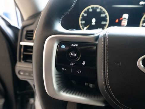 Used 2025 INFINITI QX80 Sensory AWD/4WD image 30
