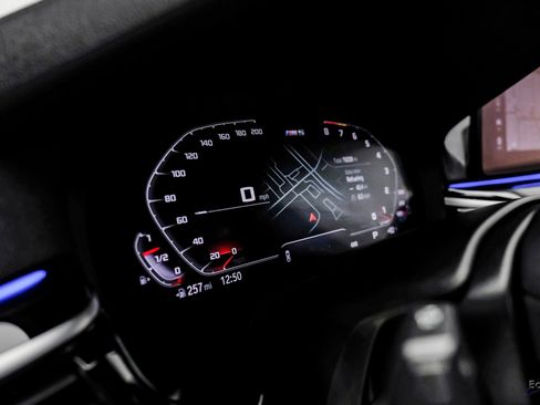 Used 2022 BMW M5 w/ Competition Package image 33