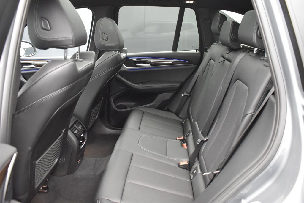 Used 2024 BMW X3 xDrive30i w/ Premium Package AWD/4WD image 10
