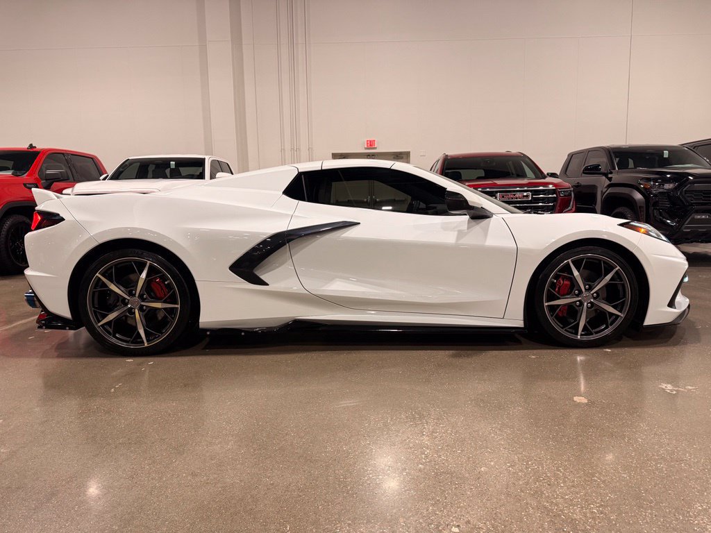 Used 2021 Chevrolet Corvette Stingray Preferred Conv w/ 2LT RWD image 4