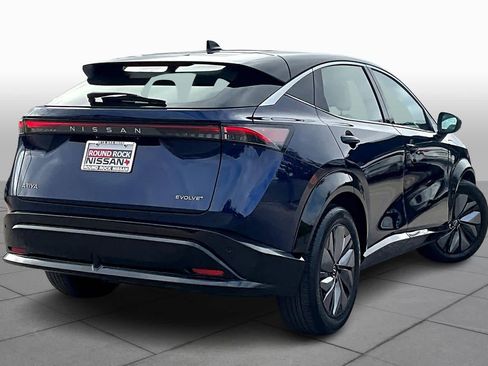 Used 2023 Nissan Ariya FWD image 12