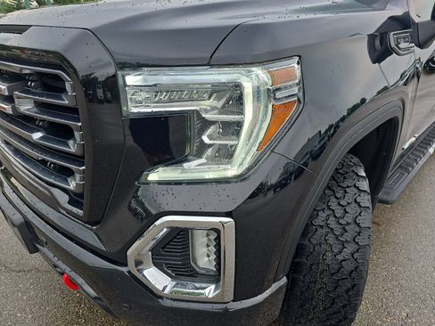 Used 2021 GMC Sierra 1500 AT4 w/ AT4 Premium Package AWD/4WD image 35