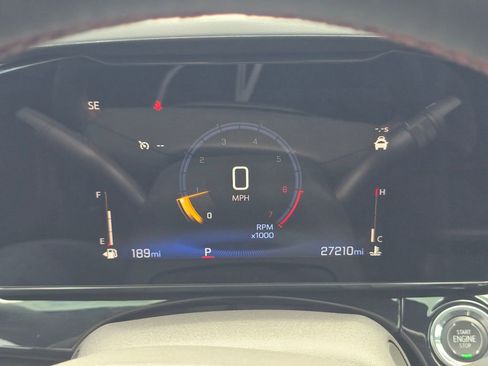 Used 2024 Chevrolet Trax RS w/ Sunroof Package FWD image 26