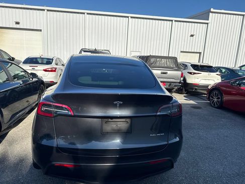 Used 2025 Tesla Model Y Long Range AWD/4WD image 5