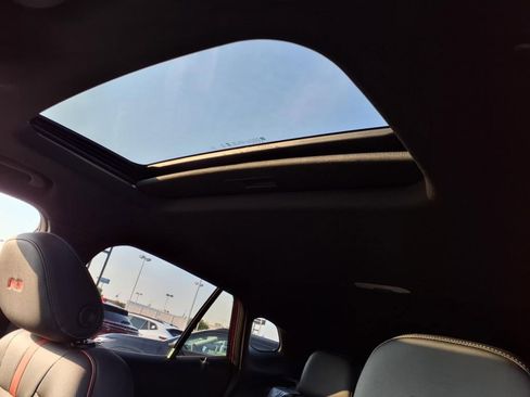 New 2025 Chevrolet Trax RS w/ Sunroof Package image 12