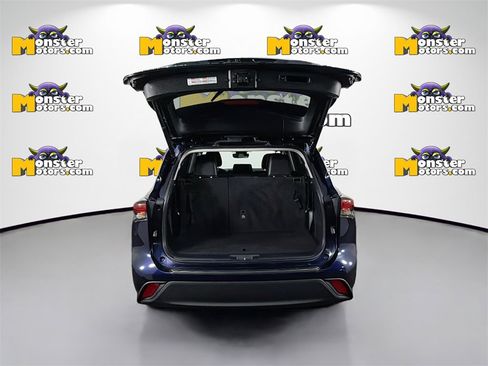 Used 2023 Toyota Highlander L image 23