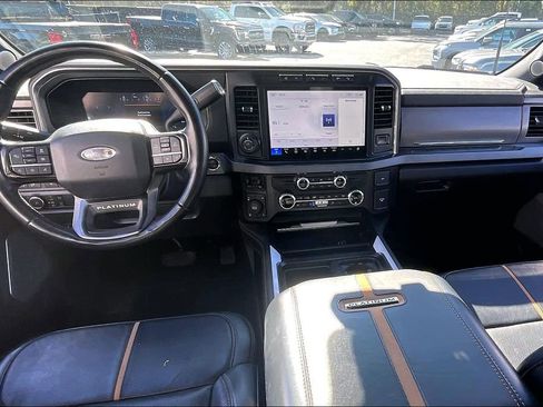 Used 2024 Ford F250 Platinum image 8