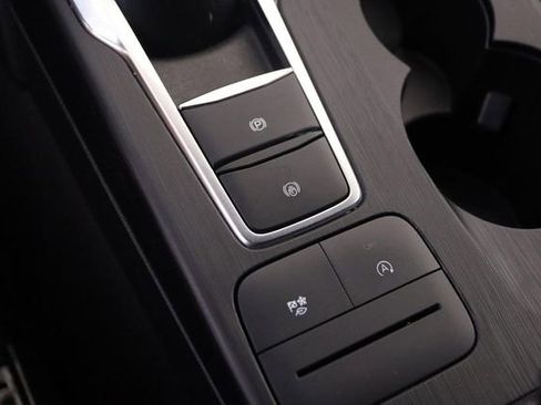 Certified 2025 Ford Escape Active AWD/4WD image 18