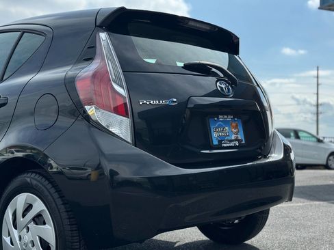 Used 2016 Toyota Prius C Two image 42