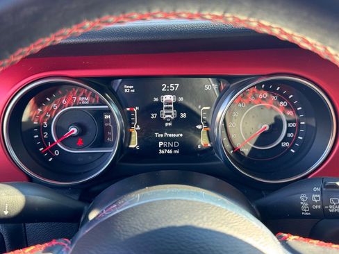 Used 2021 Jeep Wrangler Unlimited Rubicon image 29