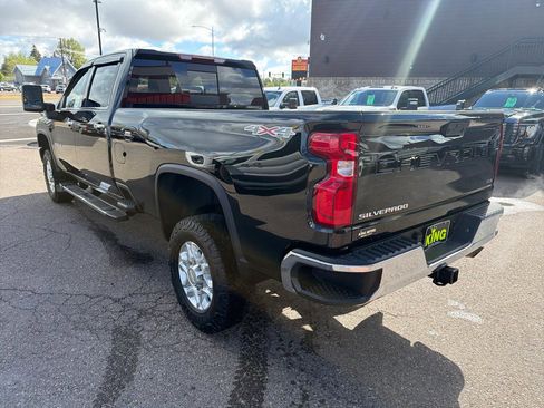 Used 2022 Chevrolet Silverado 3500 LTZ w/ LTZ Convenience Package AWD/4WD image 4