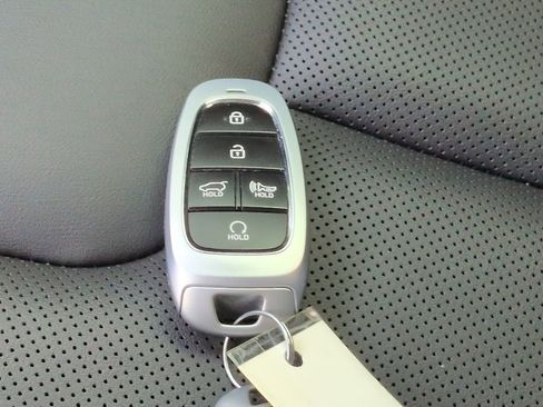 Used 2025 Hyundai Palisade SEL FWD image 28