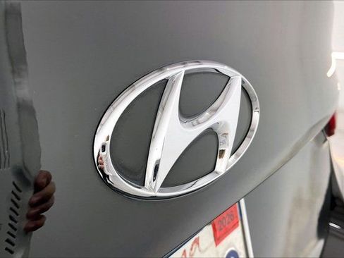 Used 2016 Hyundai Genesis 3.8 w/ Option Group 02 image 32