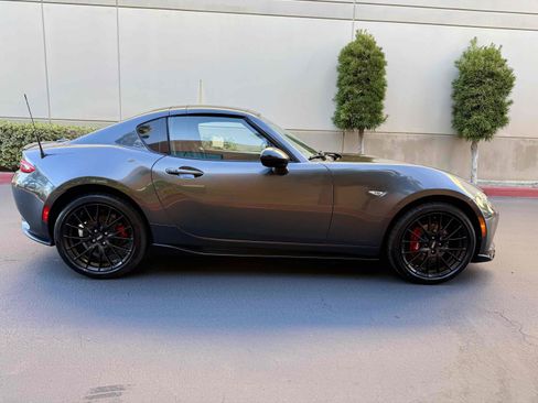 Used 2017 MAZDA MX-5 Miata RF Club w/ Brembo/BBS Package image 19