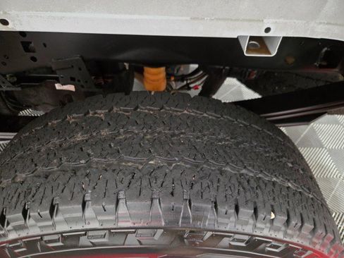 Used 2024 Ford F250 XLT w/ FX4 Off-Road Package AWD/4WD image 93