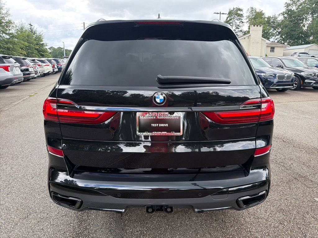 Used 2022 BMW X7 M50i w/ Dynamic Handling Package AWD/4WD image 6