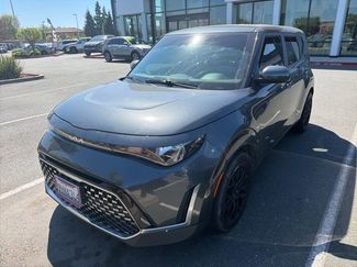 Used 2023 Kia Soul EX video 1