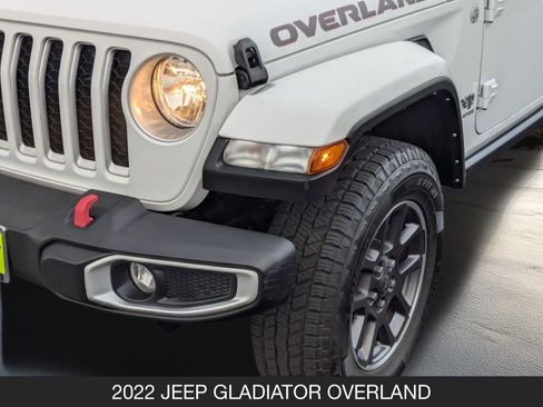 Used 2022 Jeep Gladiator Overland image 10