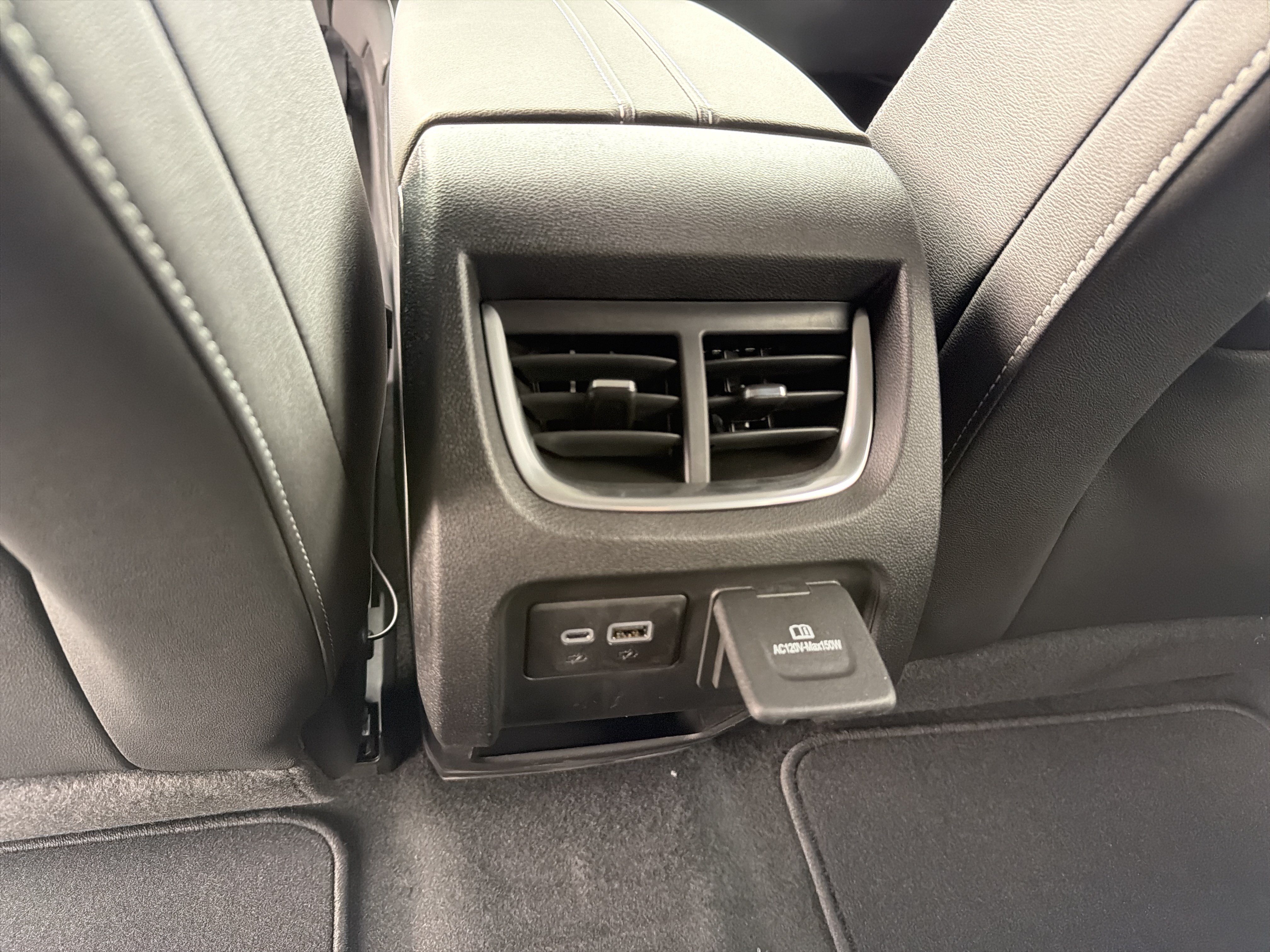 New 2026 Chevrolet Blazer LT w/ Sound & Technology Package AWD/4WD image 13
