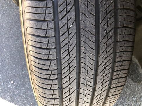 Used 2024 Chevrolet Trax LT w/ Driver Confidence Package image 18