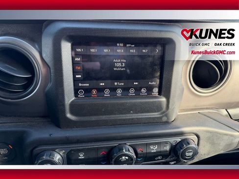 Used 2023 Jeep Wrangler Sport S image 18