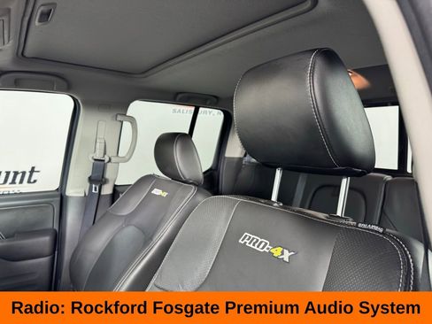Used 2021 Nissan Frontier PRO-4X w/ Pro-4x Utility Package image 12