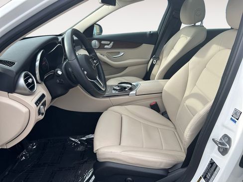 Used 2019 Mercedes-Benz C 300 4MATIC Sedan image 6