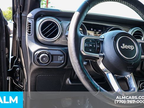 Used 2023 Jeep Wrangler Unlimited Sahara w/ Cold Weather Group AWD/4WD image 24