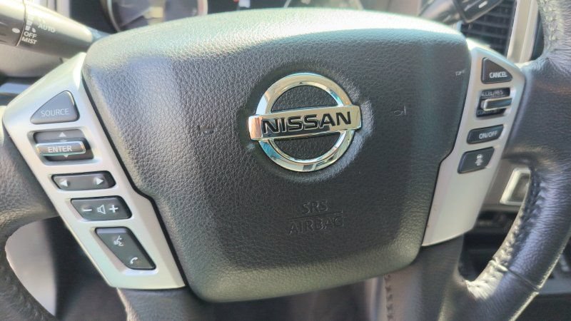 Used 2020 Nissan Titan SV w/ SV Convenience Package AWD/4WD image 15