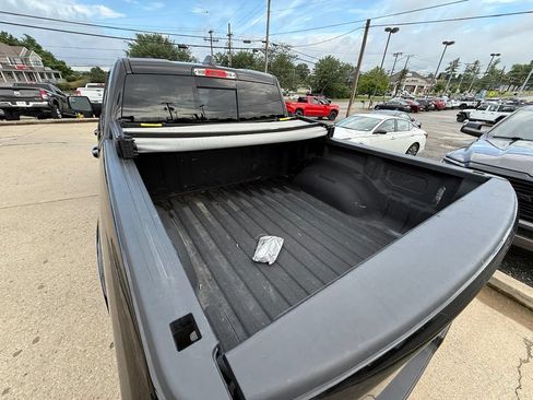Used 2022 RAM 1500 Limited w/ Night Edition AWD/4WD image 8