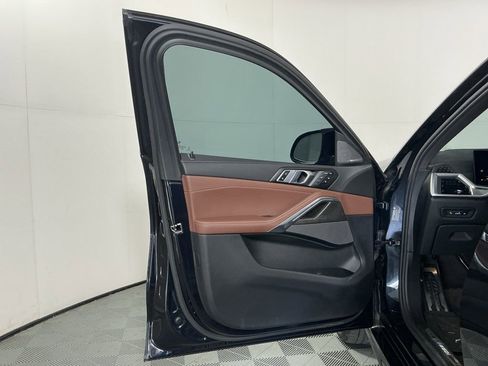 Certified 2025 BMW X6 M60i image 19