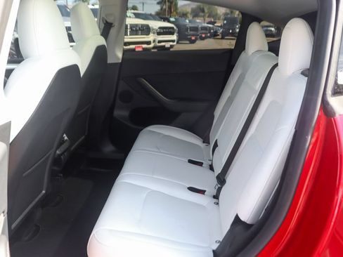 Used 2023 Tesla Model Y Long Range AWD/4WD image 38