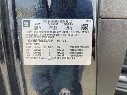 Used 2012 GMC Acadia SLE image 31