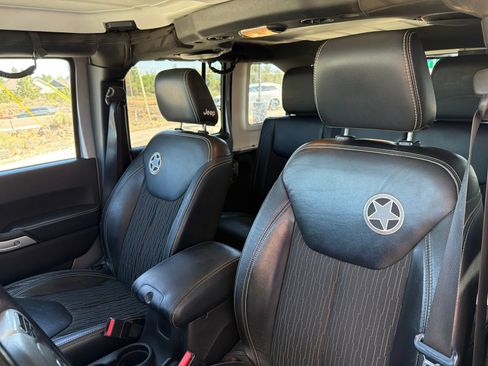Used 2014 Jeep Wrangler Unlimited Sport AWD/4WD image 19
