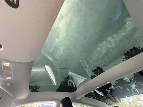 Used 2021 Tesla Model 3 Long Range image 27