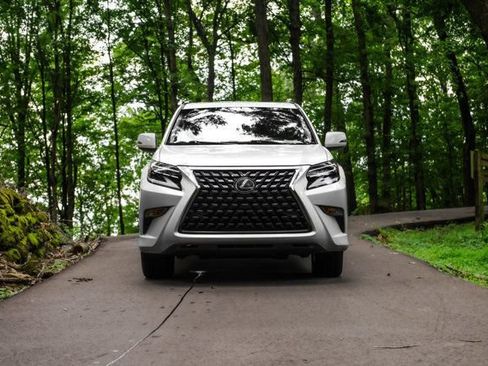 Used 2020 Lexus GX 460 AWD/4WD image 2