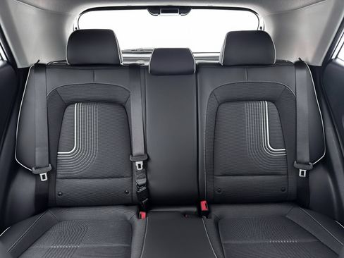 New 2026 Hyundai Venue SEL FWD image 16