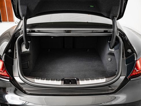 Used 2022 Audi RS e-tron GT w/ Carbon Performance Package image 20