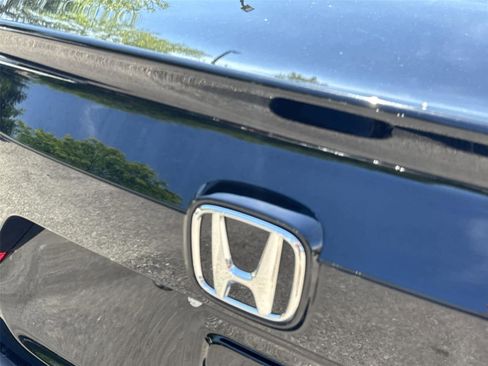 Used 2022 Honda Accord Touring image 10