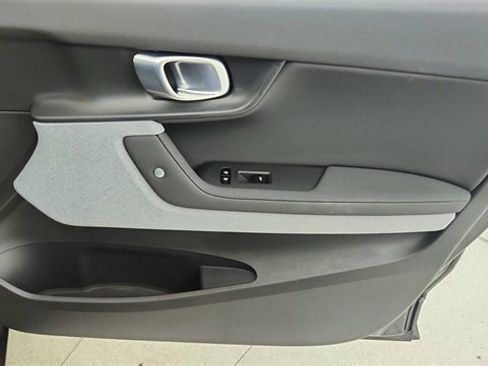 Used 2022 Polestar Polestar 2 w/ Plus Package image 23