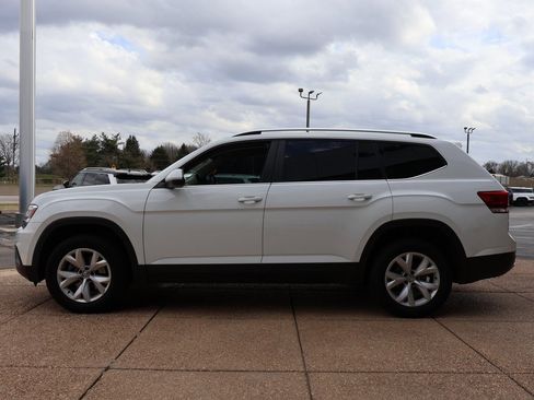 Used 2018 Volkswagen Atlas SE image 3