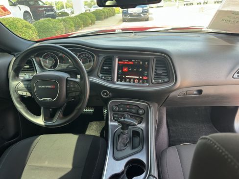 Used 2016 Dodge Challenger R/T Scat Pack RWD image 20