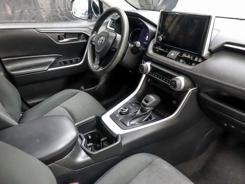 Certified 2024 Toyota RAV4 XLE image 28