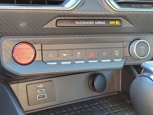 Used 2024 Ford Mustang Premium image 33