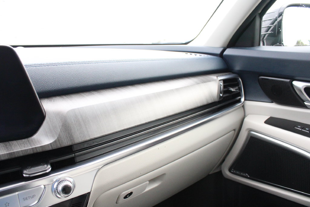 Used 2023 Kia Telluride SX AWD/4WD image 23