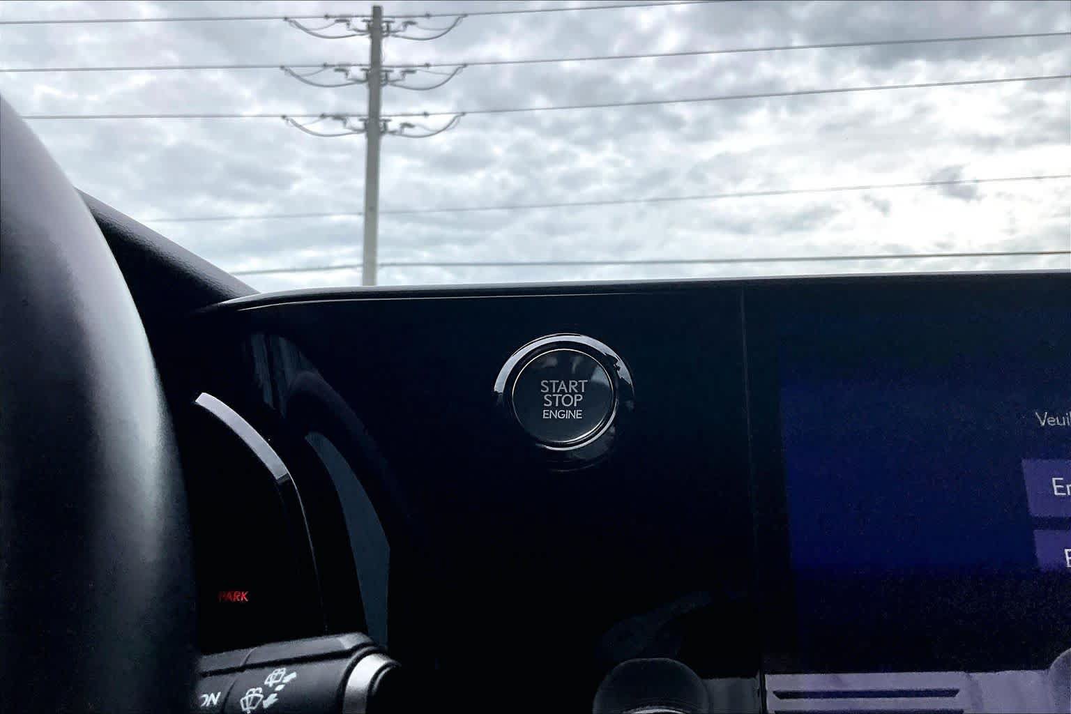 Used 2025 Lexus NX 250 FWD w/ Accessory Package (Z2) image 34