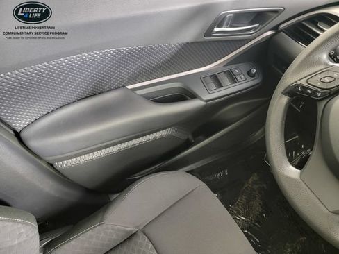 Used 2020 Toyota C-HR LE FWD image 30