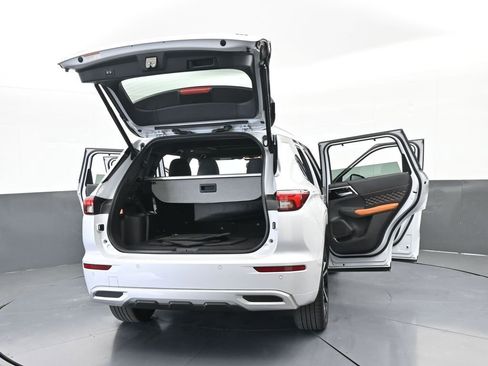 Used 2022 Mitsubishi Outlander SEL image 86