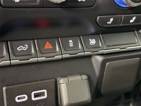 Used 2021 GMC Sierra 1500 Elevation w/ LPO, Elevation Black Package image 26