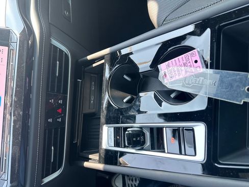 New 2026 Volkswagen Atlas Cross Sport SE AWD/4WD image 17